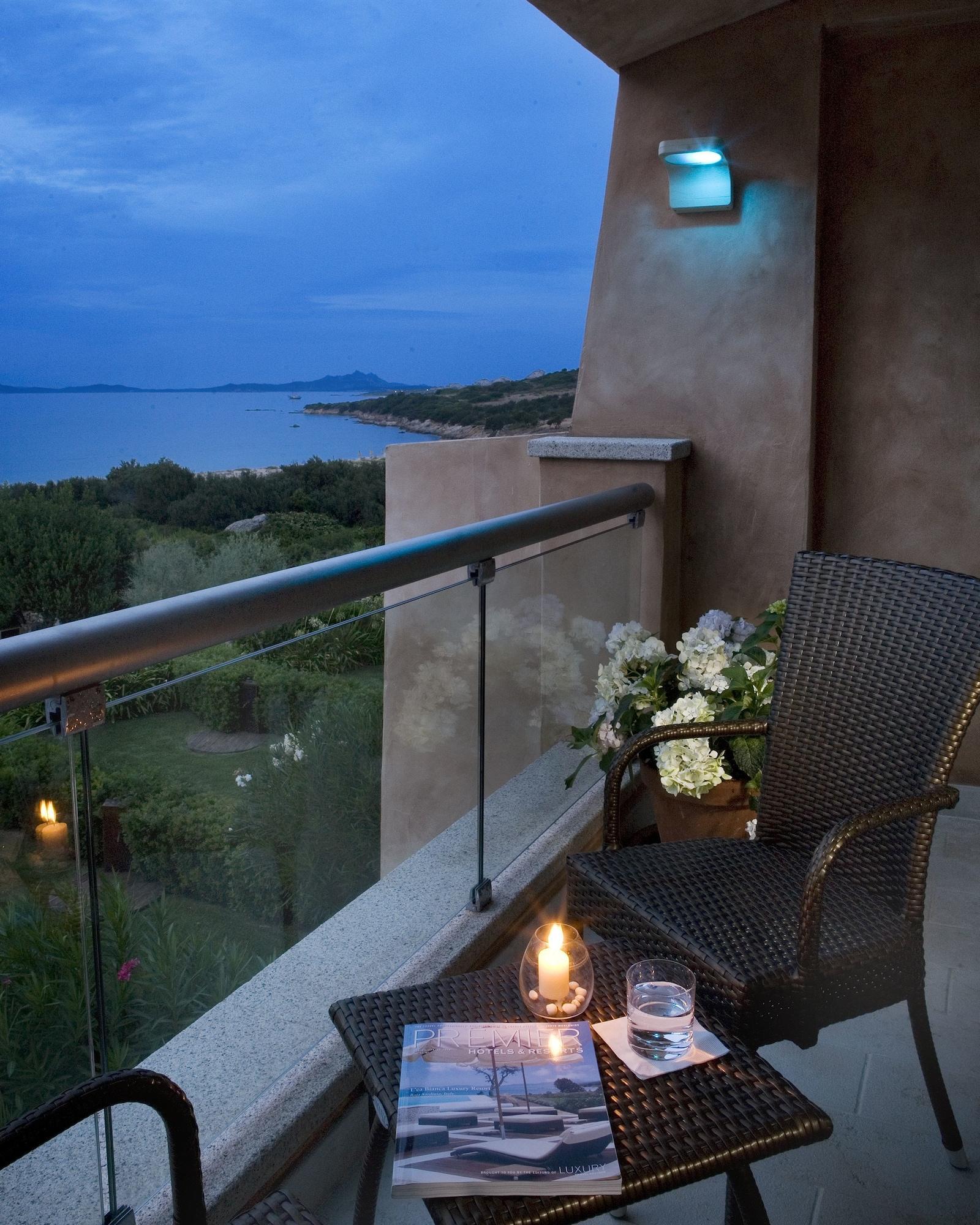 L'Ea Bianca Luxury Resort Baja Sardinia Esterno foto